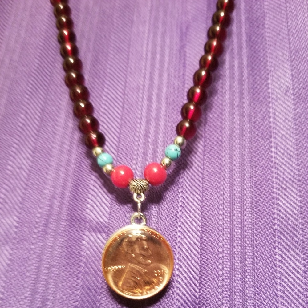 Treasure snap necklace